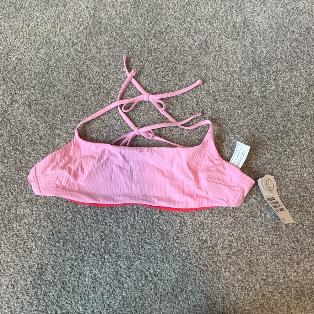 Girls Gilly Hicks bikini top. Teen size Small S pink. New with tags